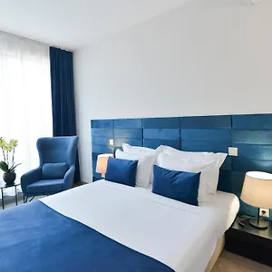 4* Hotell Art Plaza