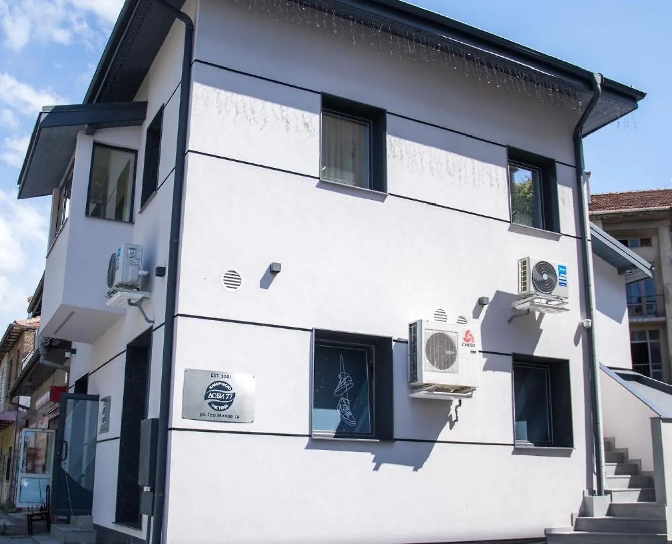 Deluxe Studio & Private Parking Sofia Bulgarien