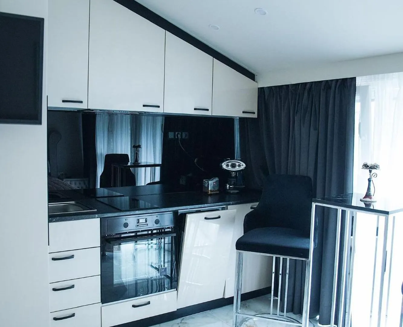 Lägenhet Deluxe Studio & Private Parking Sofia Bulgarien
