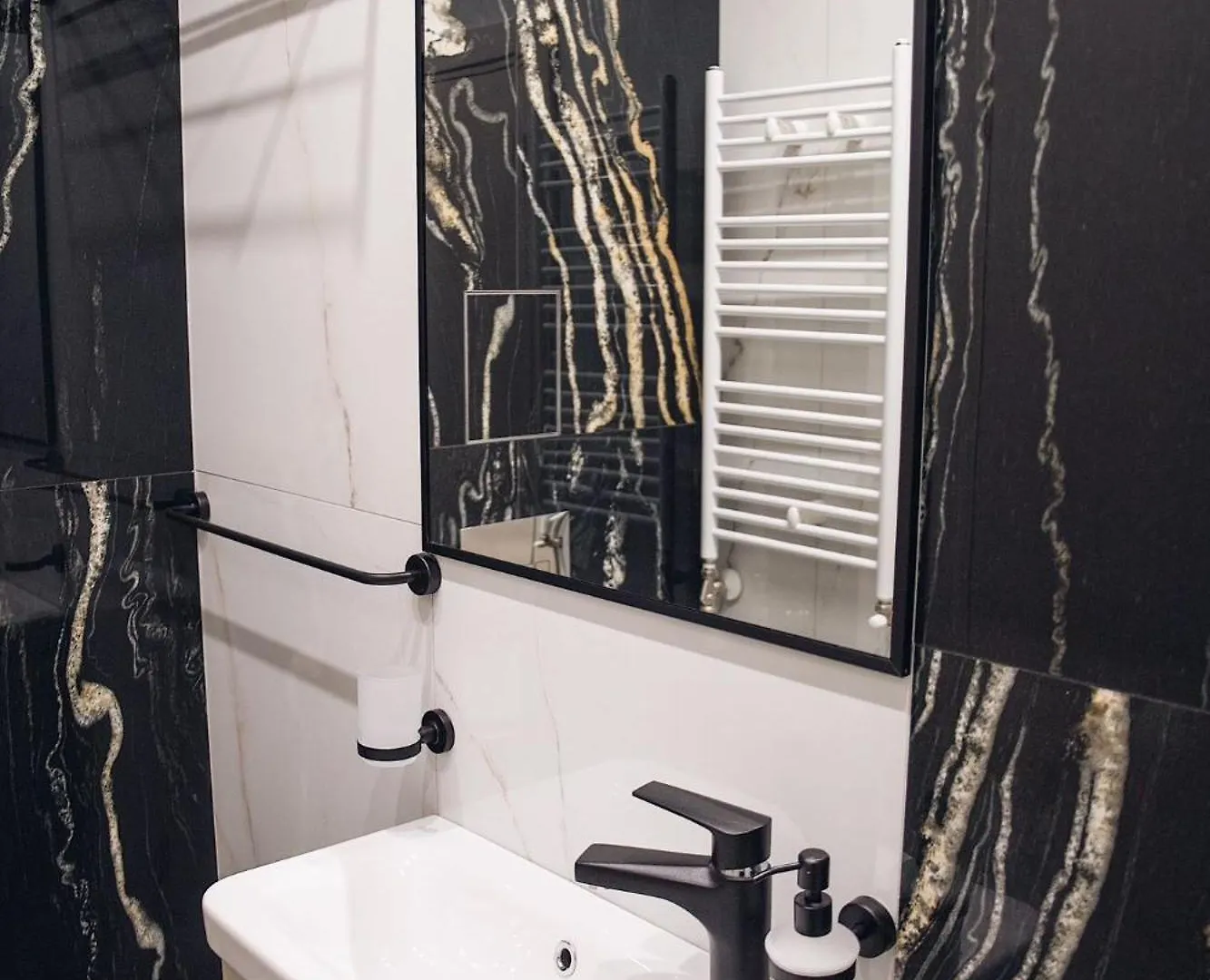 Deluxe Studio & Private Parking Sofie